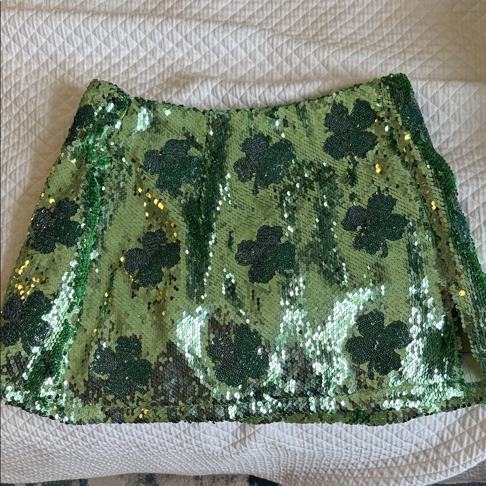 QUEEN OF SPARKLES Green Sequin Shamrock Mini Skirt
